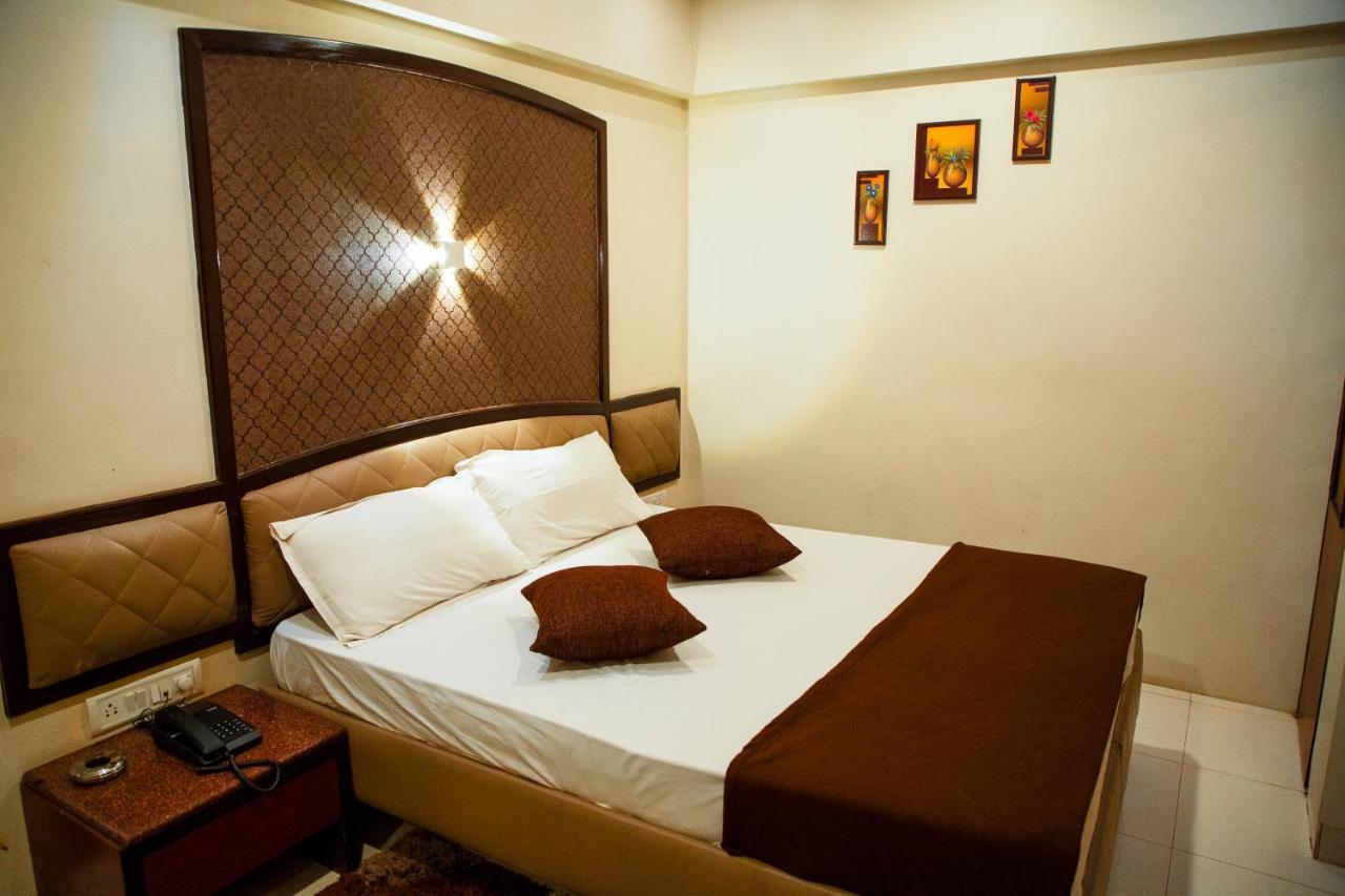 Hotel Ashoka Mire Exterior photo